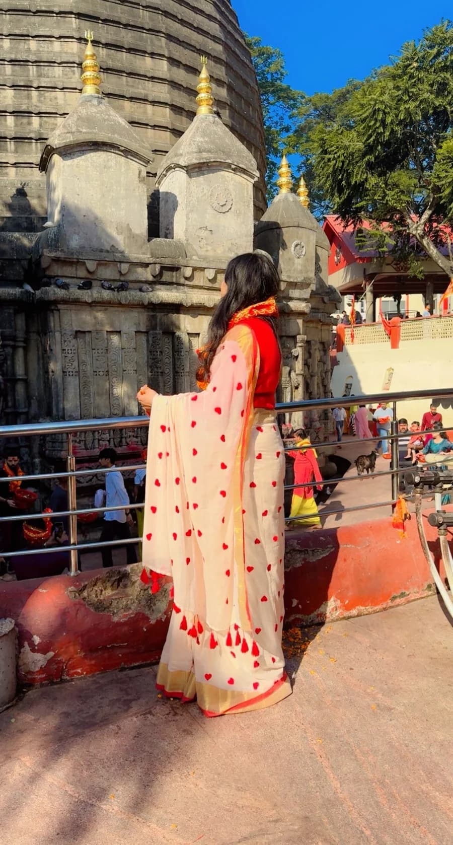 Shivangi visiting a temple